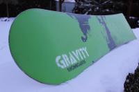 GRAVITY ADVENTURE SNOWBOARD vel. 148 cm + GRAVITY G2 VÁZÁNÍ